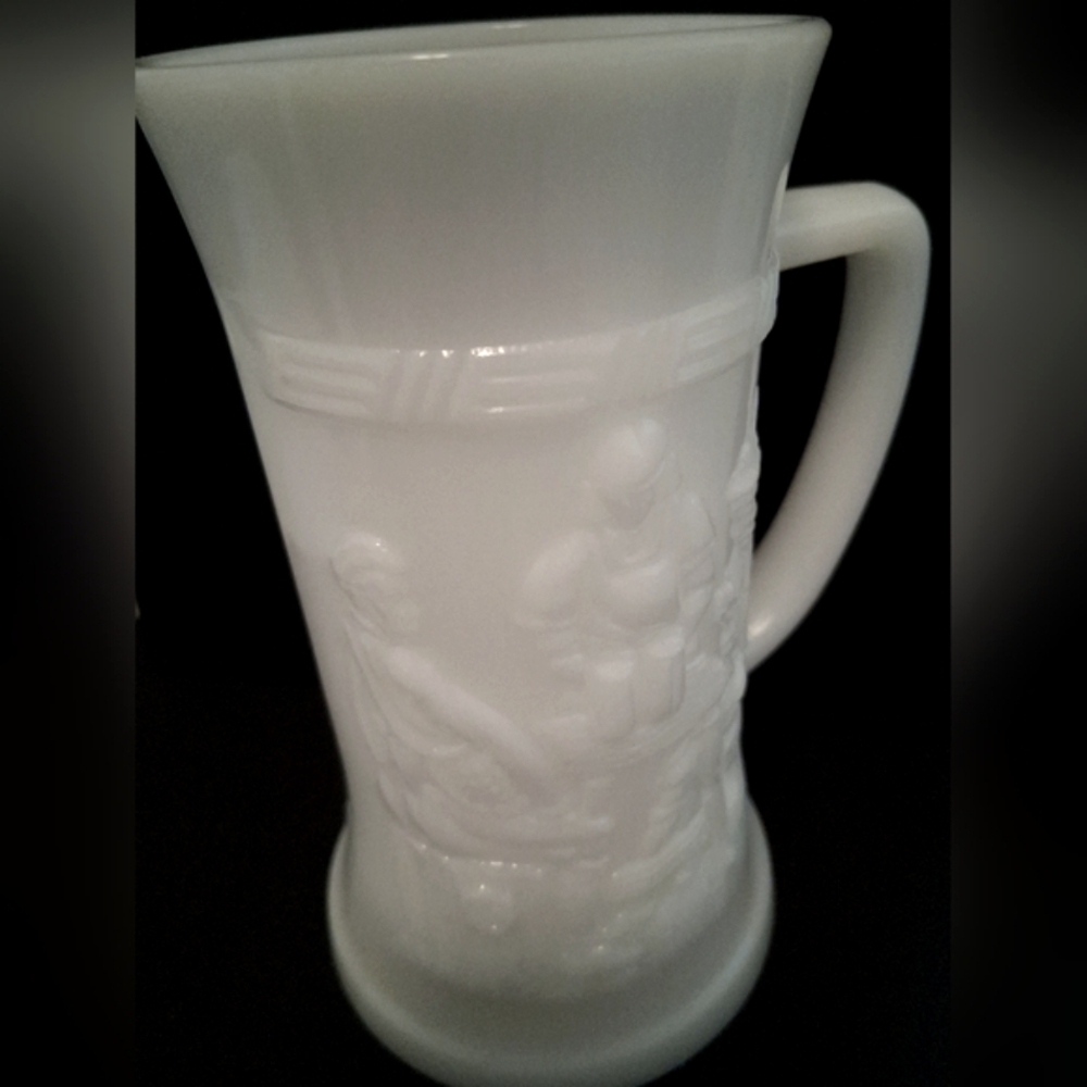 Mid‑Century (60s-70s) Federal Milk Glass Beer Steins – Embossed Tavern Reliefs - Picture 4 of 7